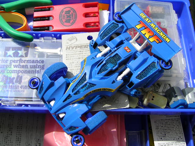 �r�[�g�}�O�i��TRF-BLUE